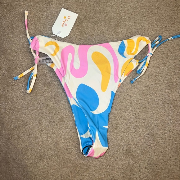 Aurelle large bikini bottoms - Picture 2 of 4